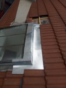 Pose de Velux et fenêtres de toit